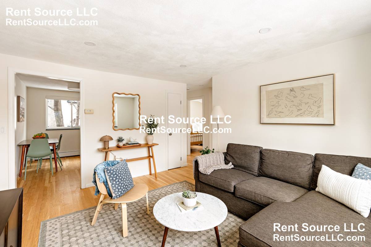 Apartment for rent at 5 Centre St #32, Cambridge, MA 02139