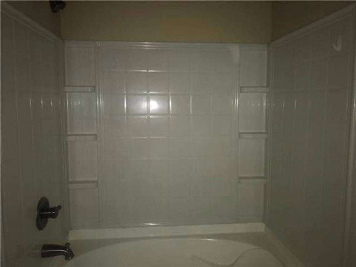 Townhouse for rent at 5916 Clearwater Dr, The Colony, TX 75056