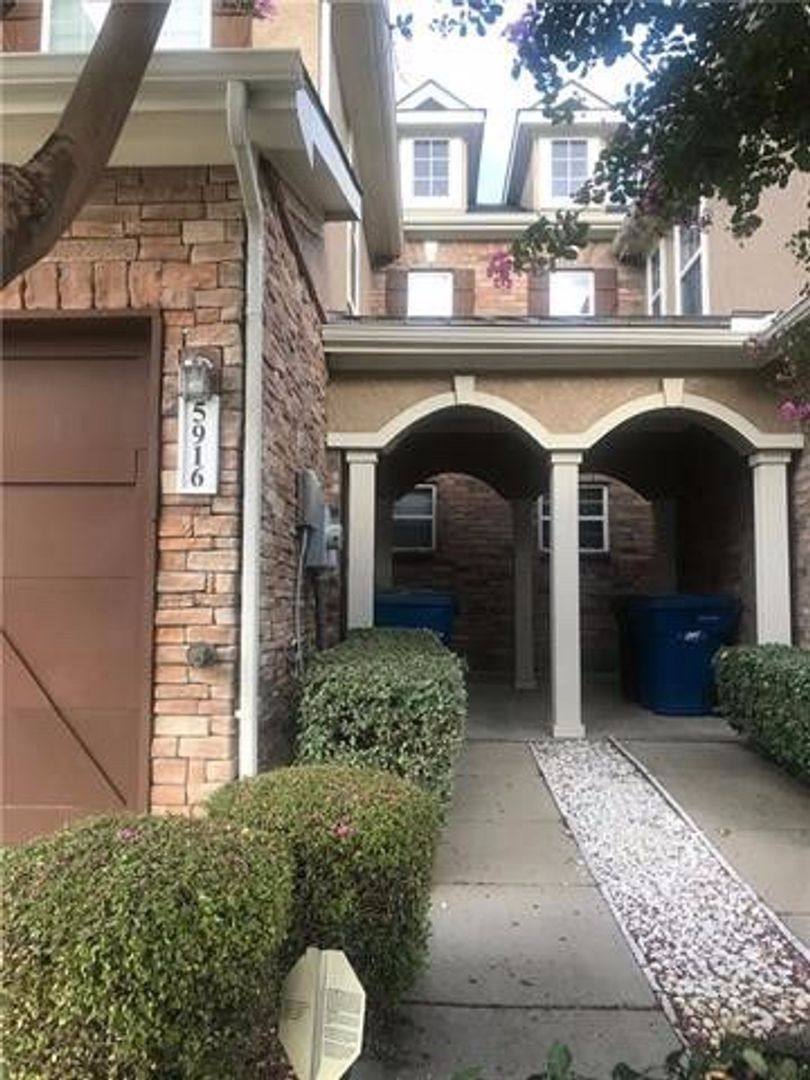 Townhouse for rent at 5916 Clearwater Dr, The Colony, TX 75056