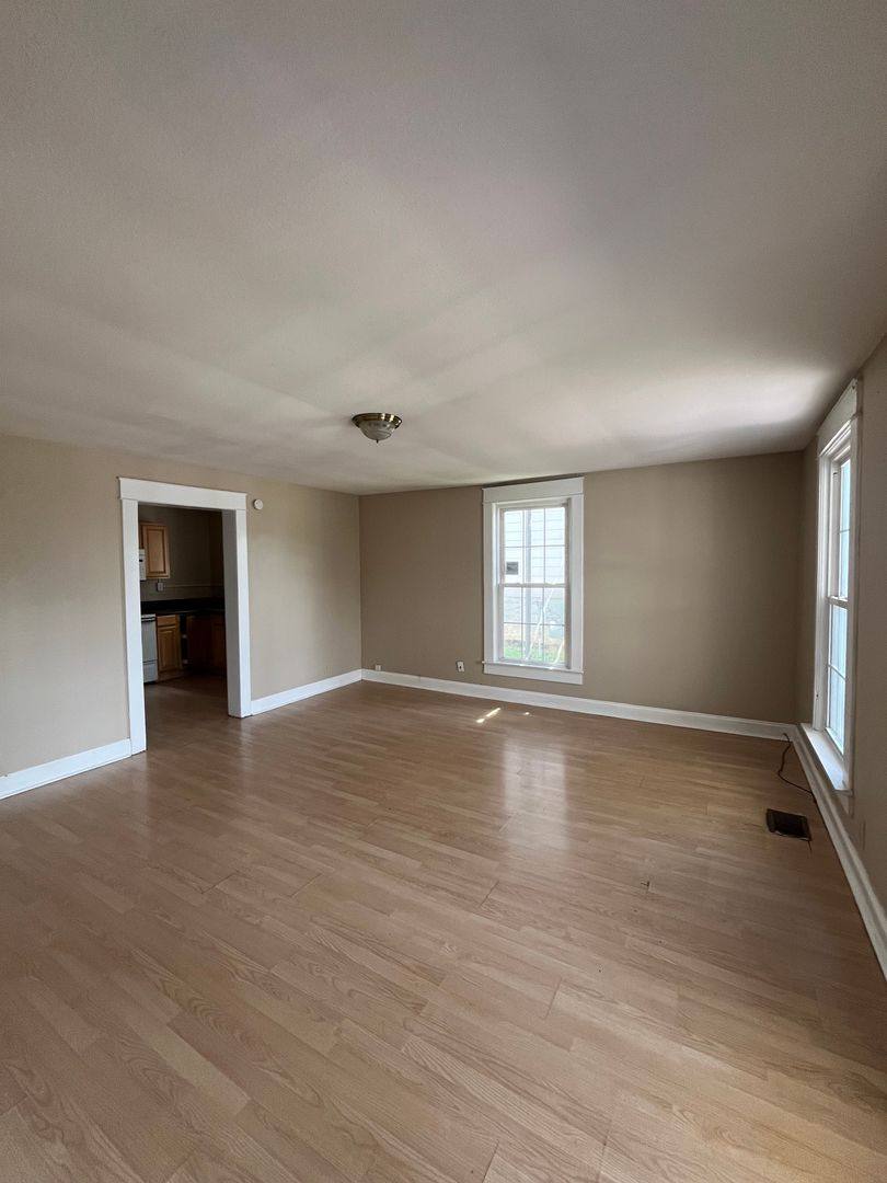 Apartment for rent at 4604 Illinois Ave, Nashville, TN 37209