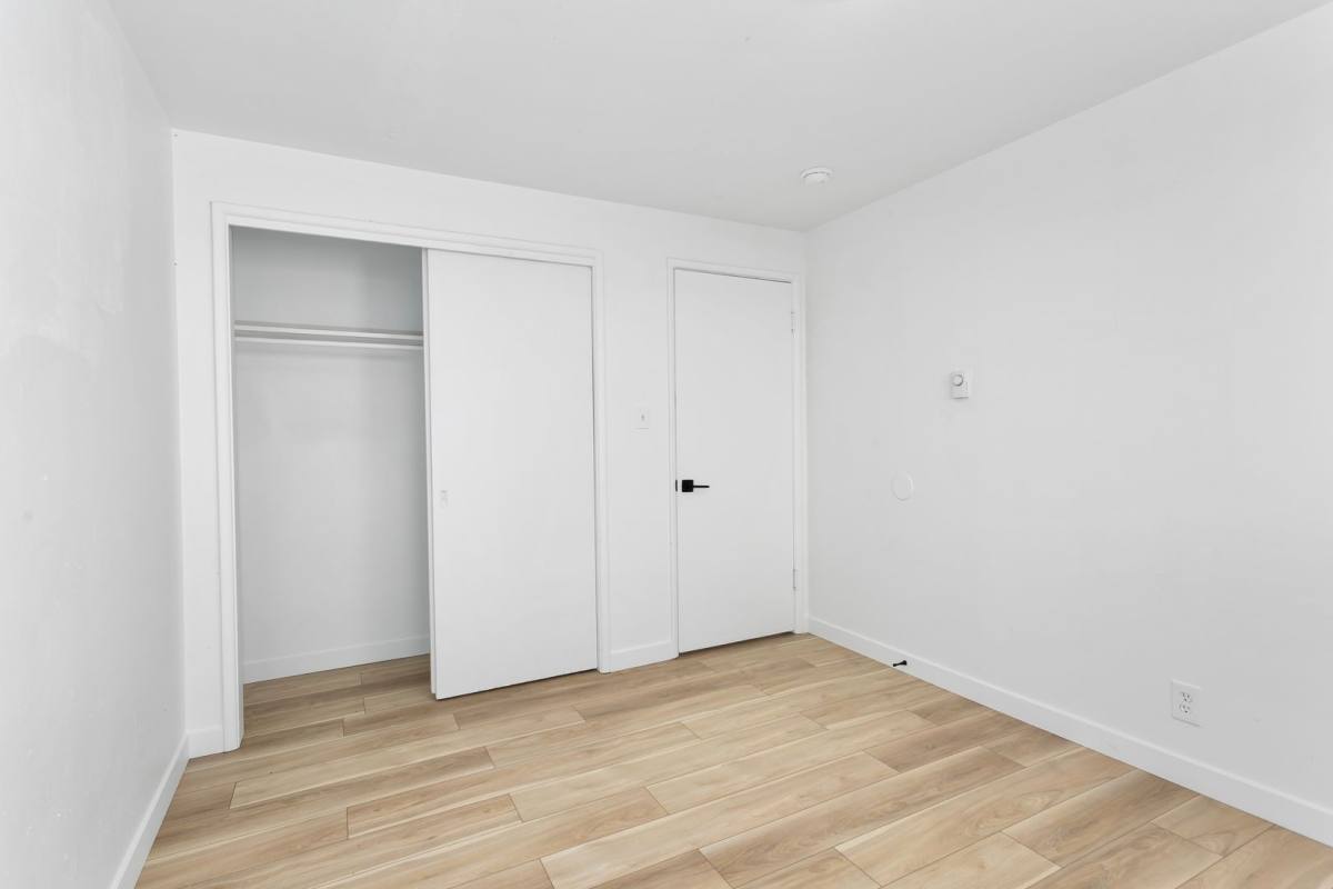 Apartment for rent at 610 S Sheridan Ave, Tacoma, WA 98405