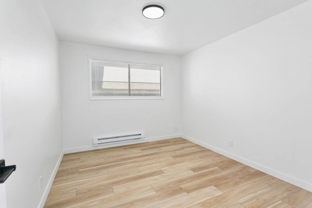 Apartment for rent at 610 S Sheridan Ave, Tacoma, WA 98405