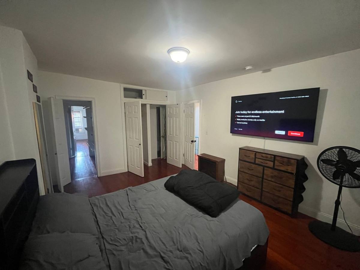 Townhouse for rent at 579 Putnam Ave, Brooklyn, NY 11221