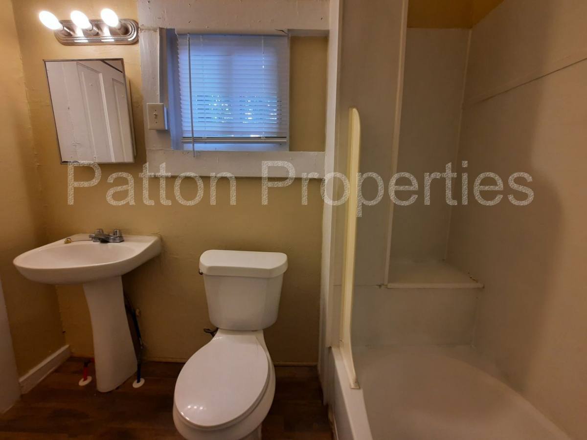 Apartment for rent at 3202 Colin Kelly Dr #OUTSIDE Cofc, Columbia, SC 29204