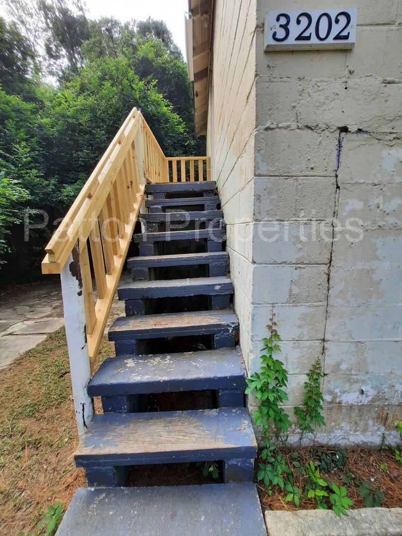 Apartment for rent at 3202 Colin Kelly Dr #OUTSIDE Cofc, Columbia, SC 29204