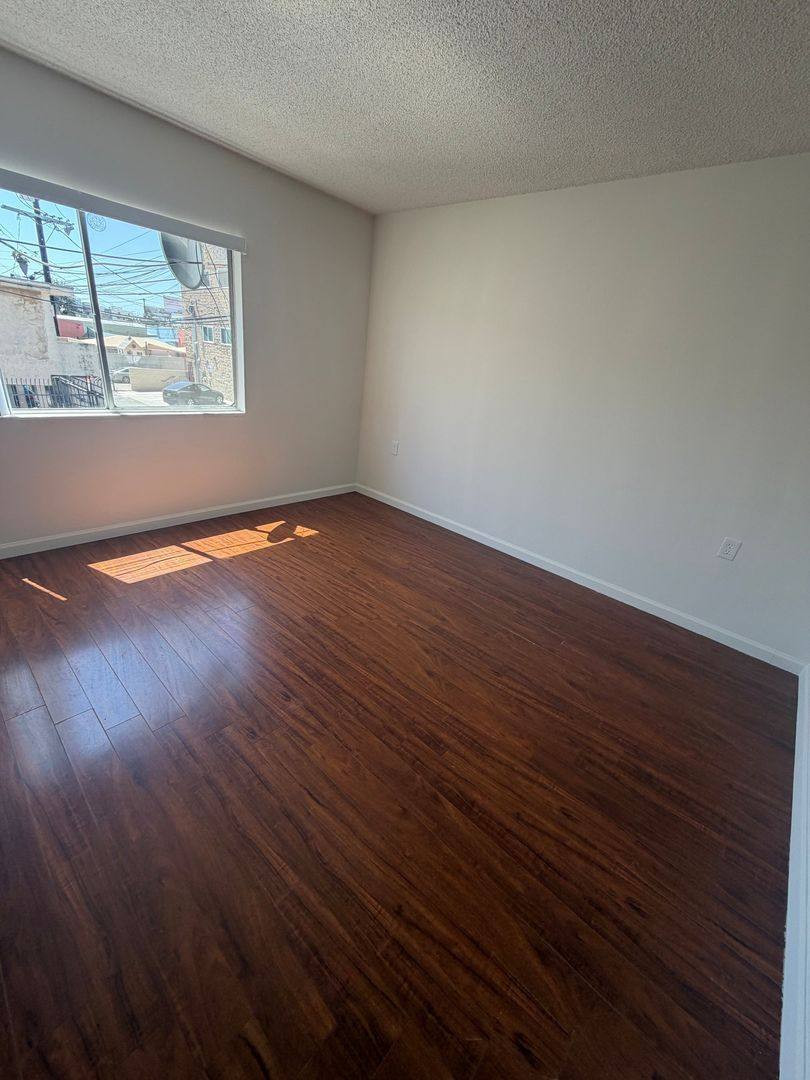 Apartment for rent at 12225 Pacific Ave, Los Angeles, CA 90066
