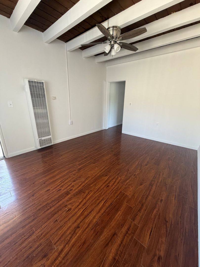 Apartment for rent at 12225 Pacific Ave, Los Angeles, CA 90066