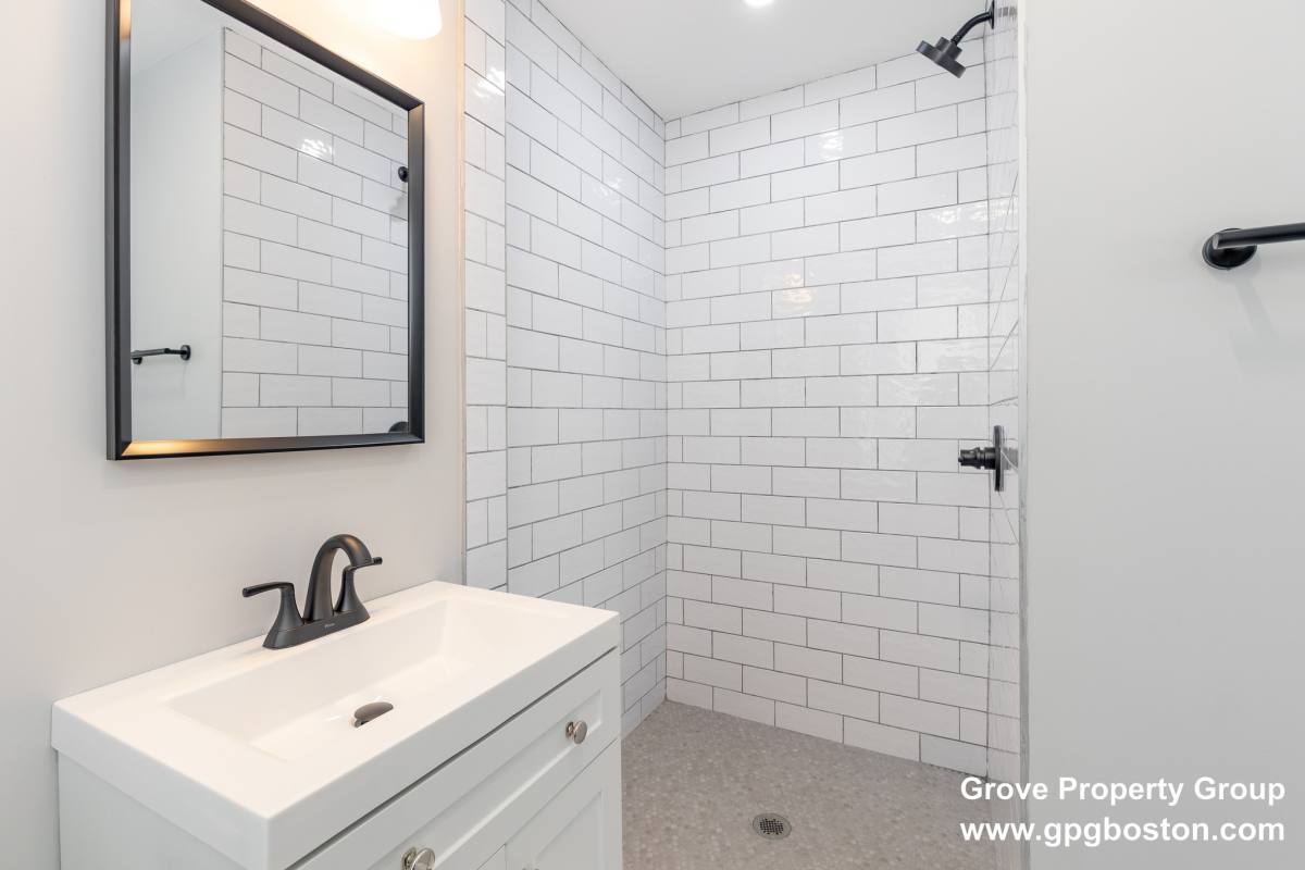 House for rent at 628 E 6th St #2, South Boston, MA 02127