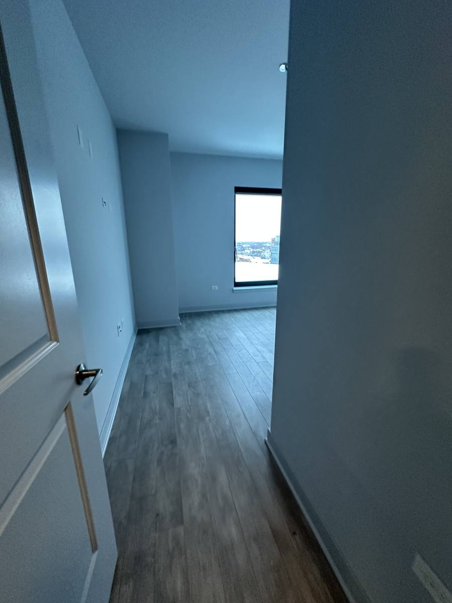 Apartment for rent at 1025 W Addison St #705, Chicago, IL 60613