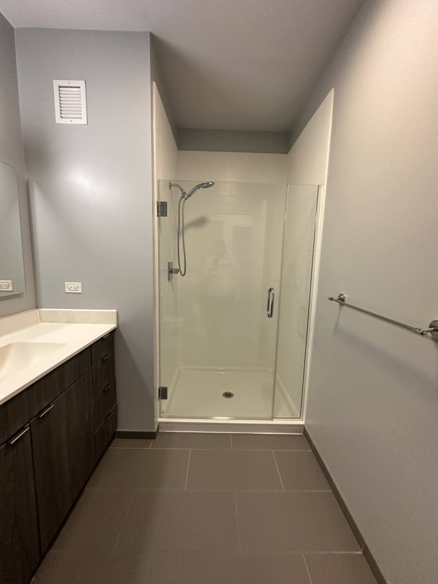Apartment for rent at 1025 W Addison St #705, Chicago, IL 60613