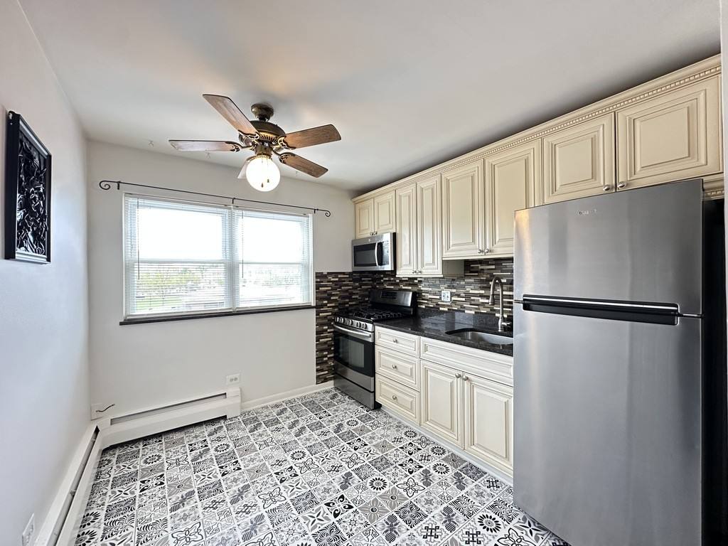 Apartment for rent at 6271 Cicero #P5B, Chicago, IL 60646