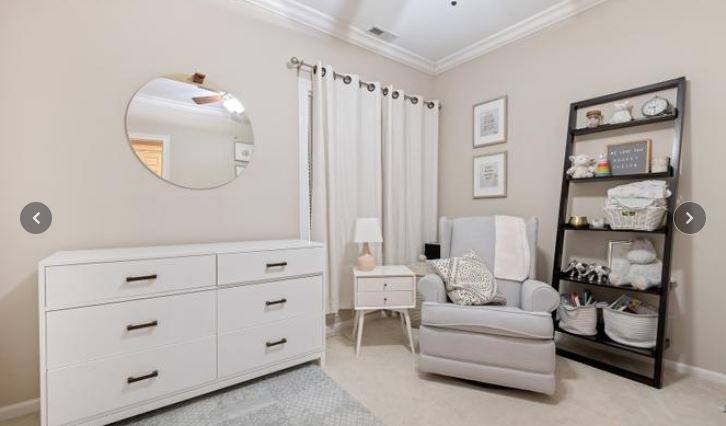 Apartment for rent at 823 W Lill Ave #2W, Chicago, IL 60614