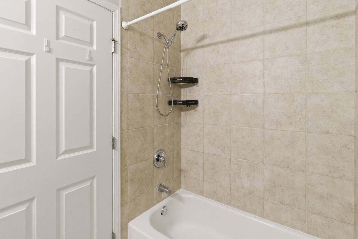Apartment for rent at 873 N Larrabee St #507, Chicago, IL 60610