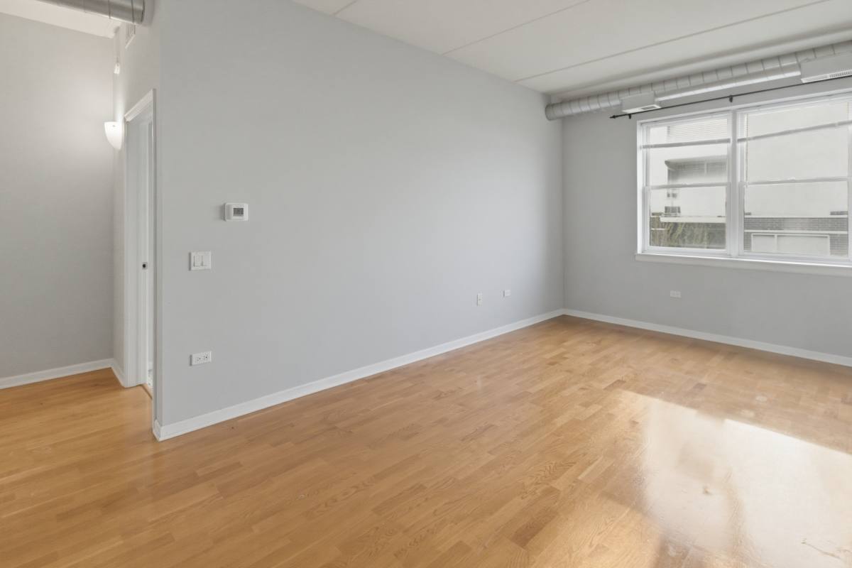 Apartment for rent at 873 N Larrabee St #507, Chicago, IL 60610