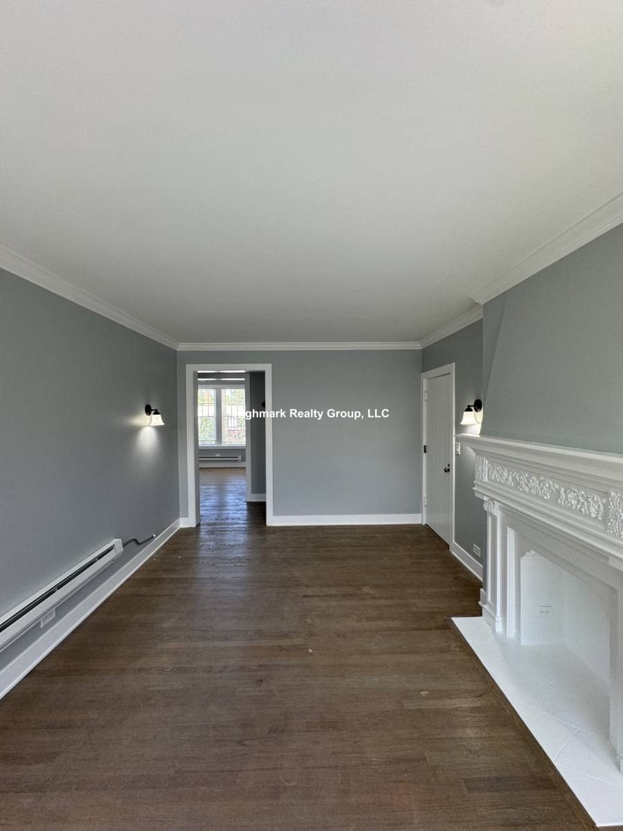 Apartment for rent at 918 Green Bay Rd #L2, Winnetka, IL 60093