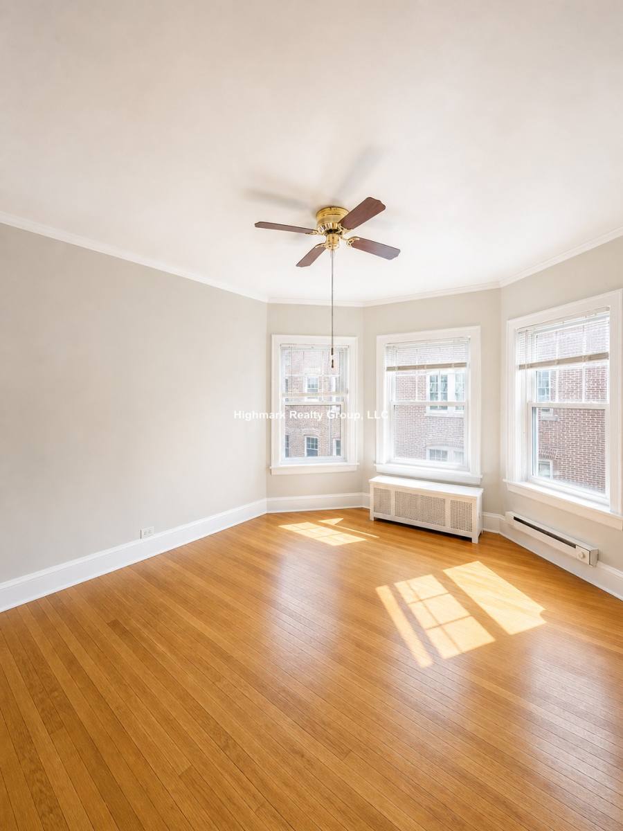 Apartment for rent at 327 Kedzie St #E2R, Evanston, IL 60202