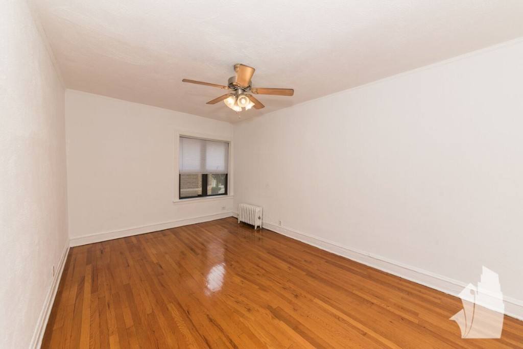 Apartment for rent at 839 Cornelia #3N, Chicago, IL 60657