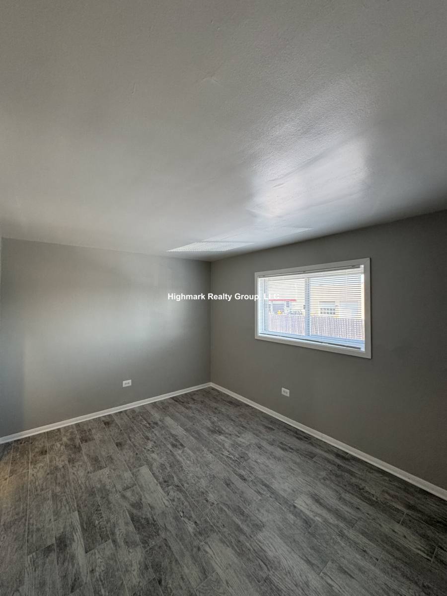 Apartment for rent at 1300 Carol St #A1E, Park Ridge, IL 60068