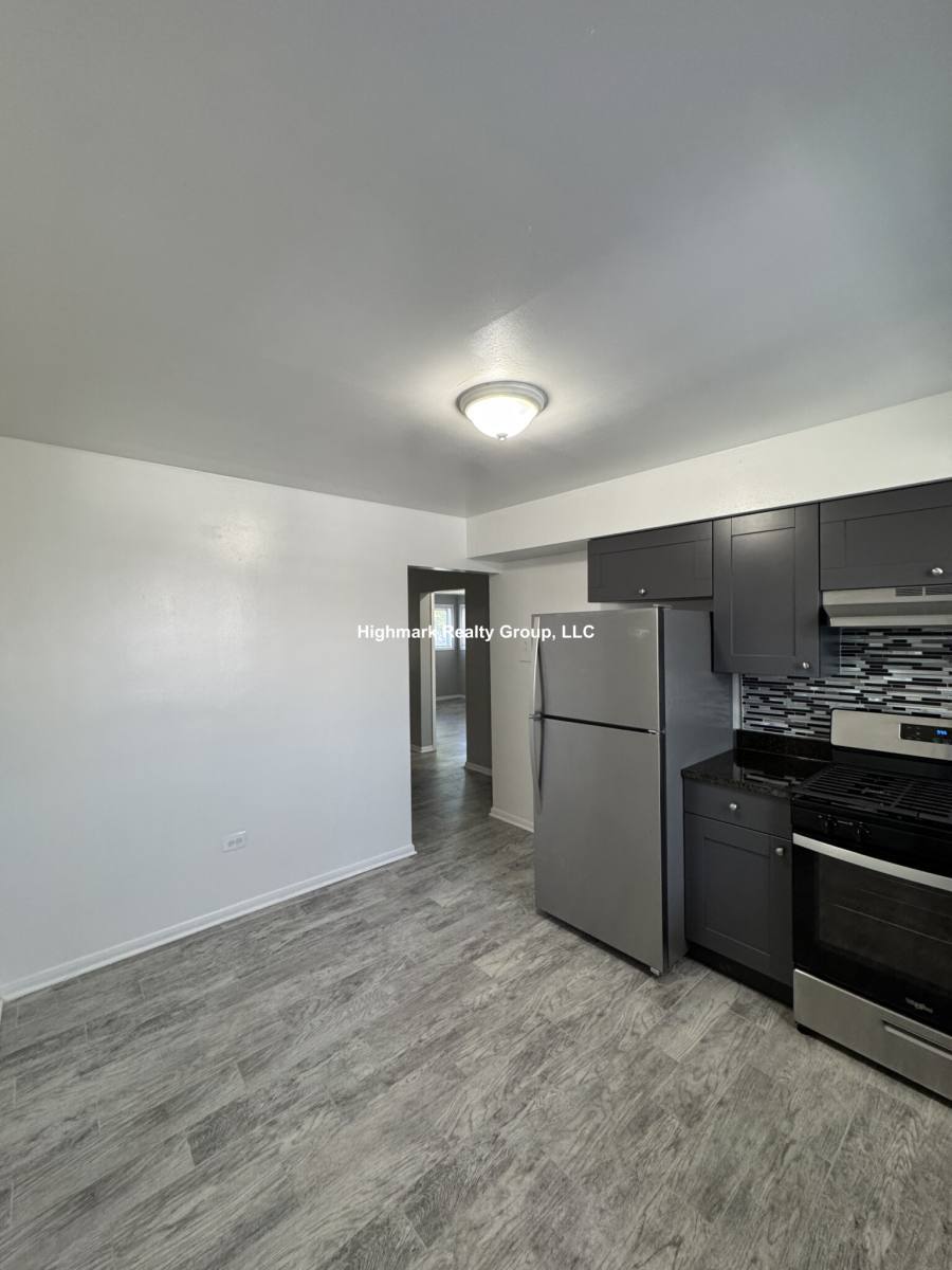 Apartment for rent at 1300 Carol St #A1E, Park Ridge, IL 60068