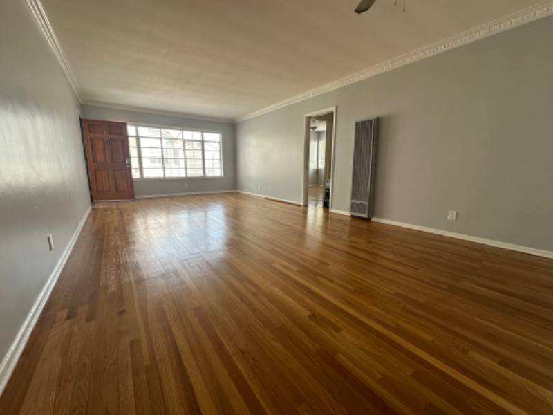 Apartment for rent at 4068 9th Ave, Los Angeles, CA 90008