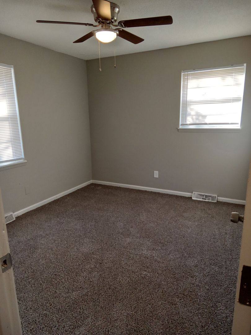 Apartment for rent at 5703-5705 NE 51st St, Kansas City, MO 64119