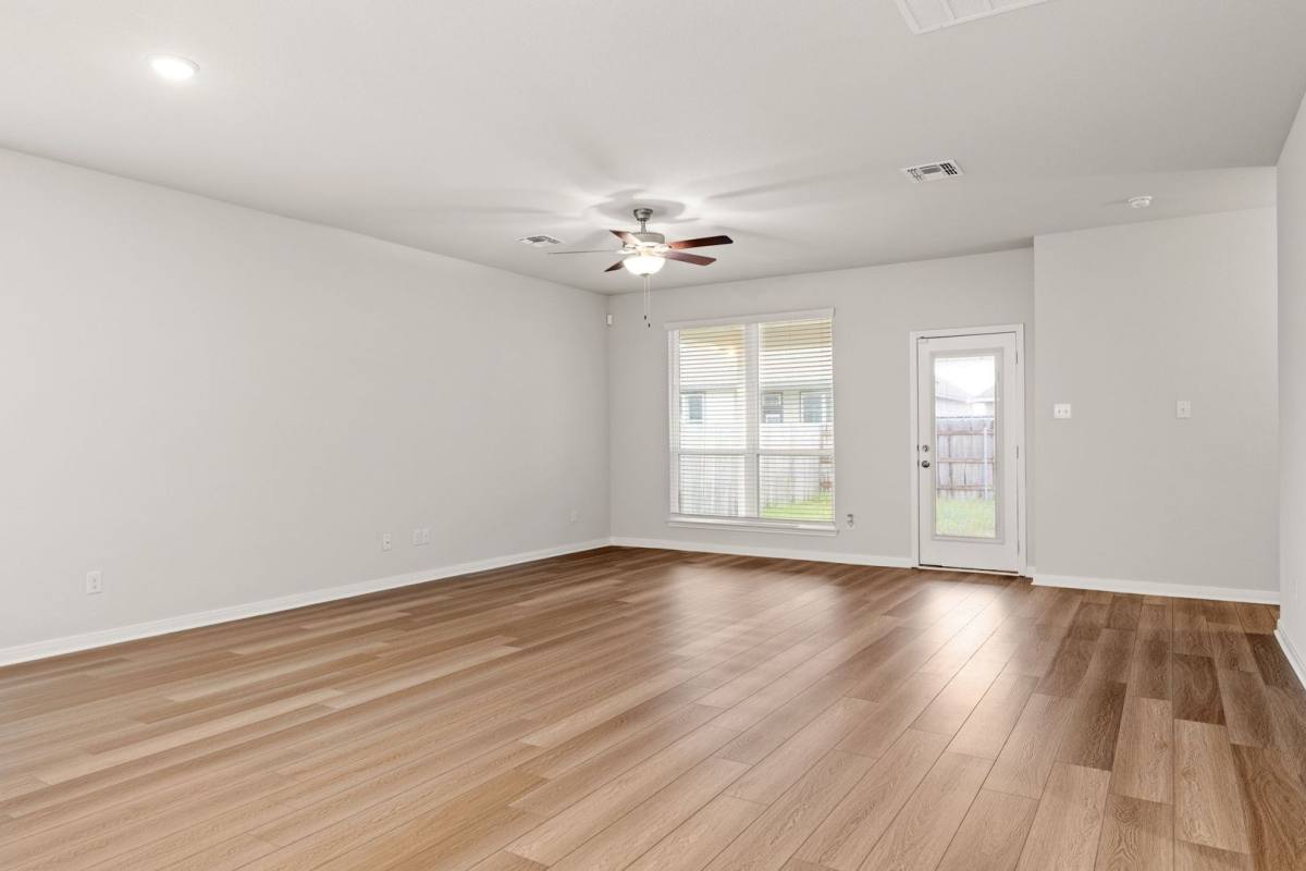 House for rent at 7101 McGregor Loop, Killeen, TX 76549