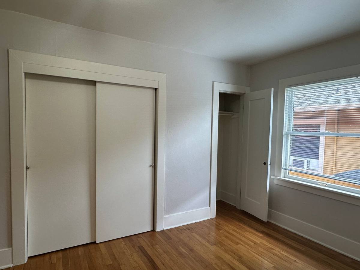 Apartment for rent at 630 NE Lawrence Ave, Portland, OR 97232