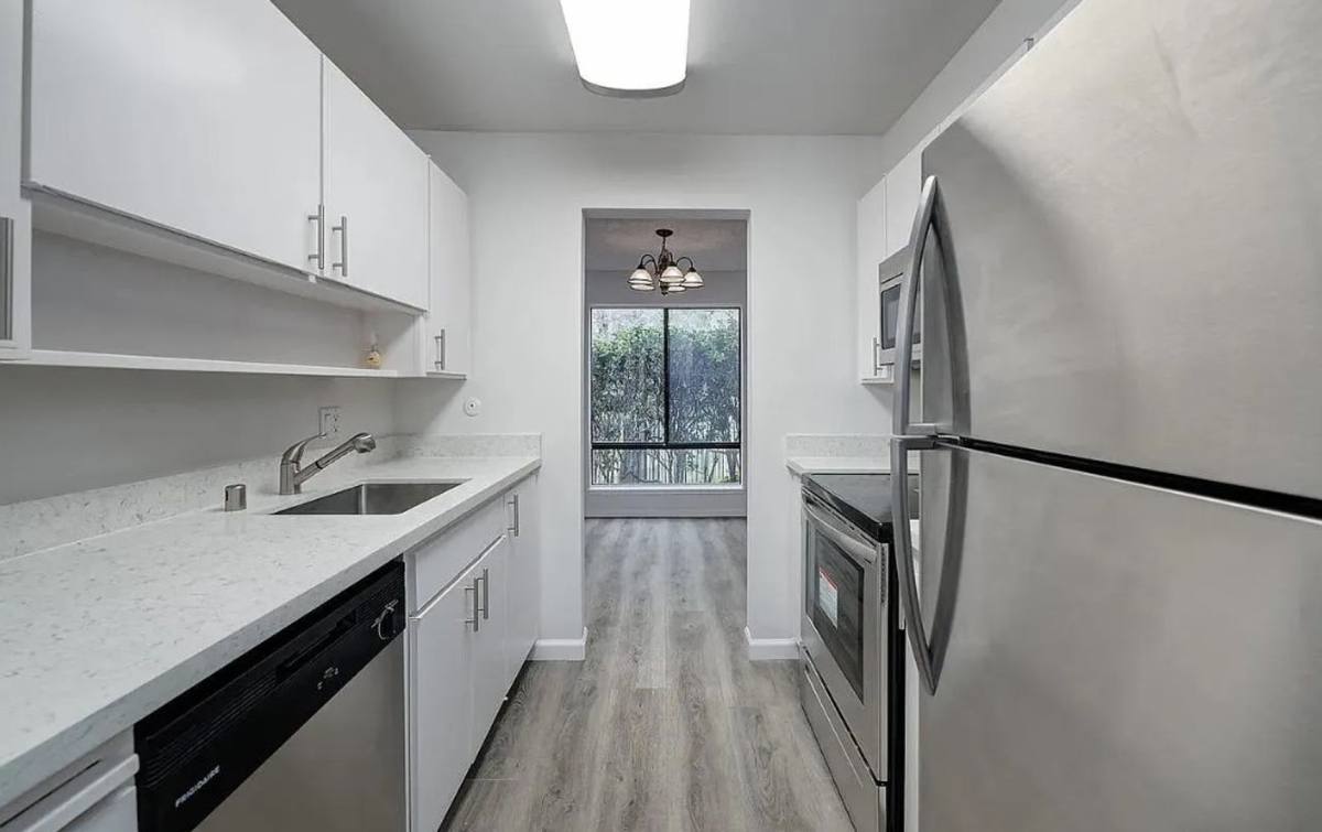 Condo for rent at 450 N Civic Dr #101, Walnut Creek, CA 94596
