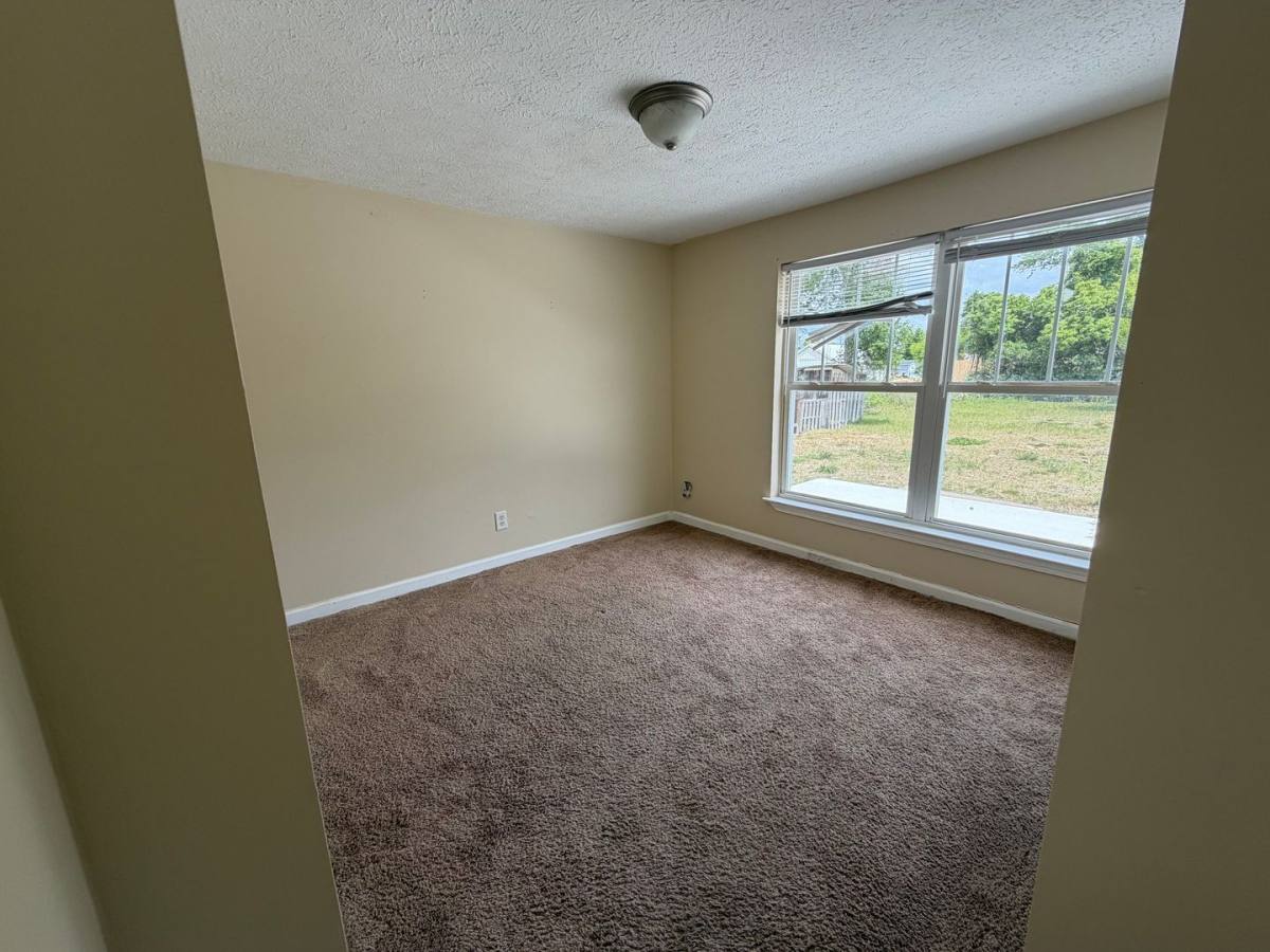 House for rent at 222 Gray Ave, Panama City, FL 32401