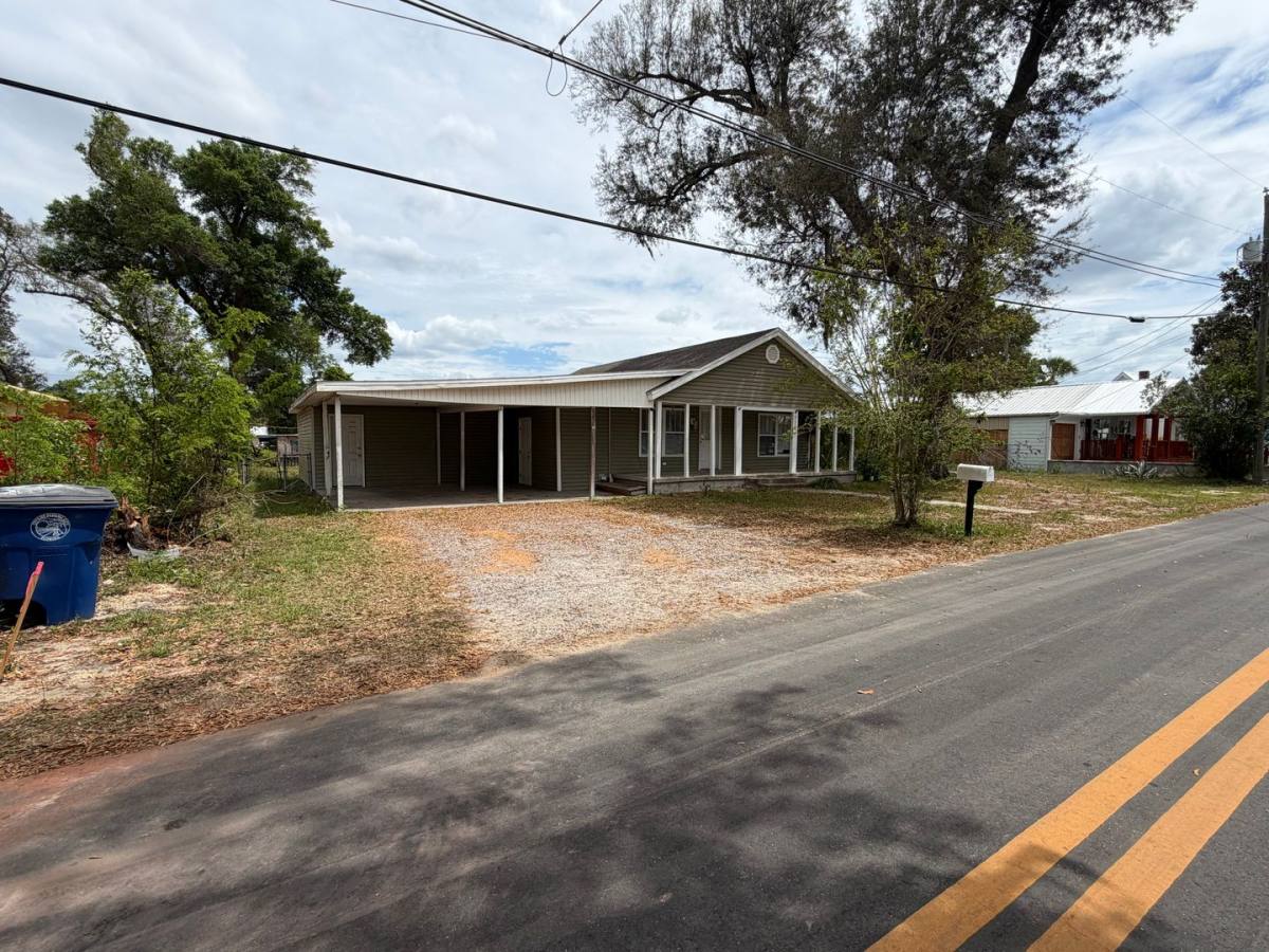 House for rent at 222 Gray Ave, Panama City, FL 32401
