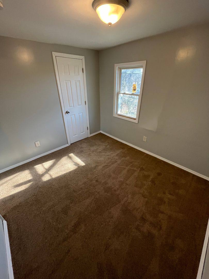 37 N Clinton St, Poughkeepsie, NY 12601 - Apartment for Rent - Image 8