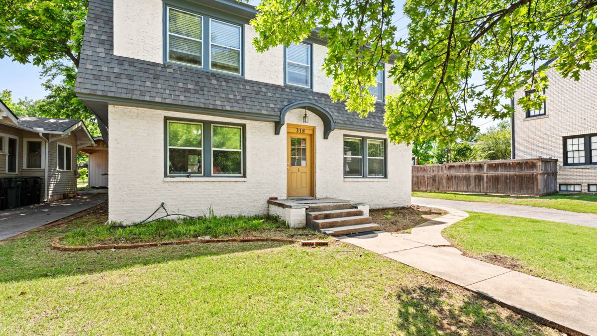 Apartment for rent at 318 NW 27th St, Oklahoma City, OK 73103