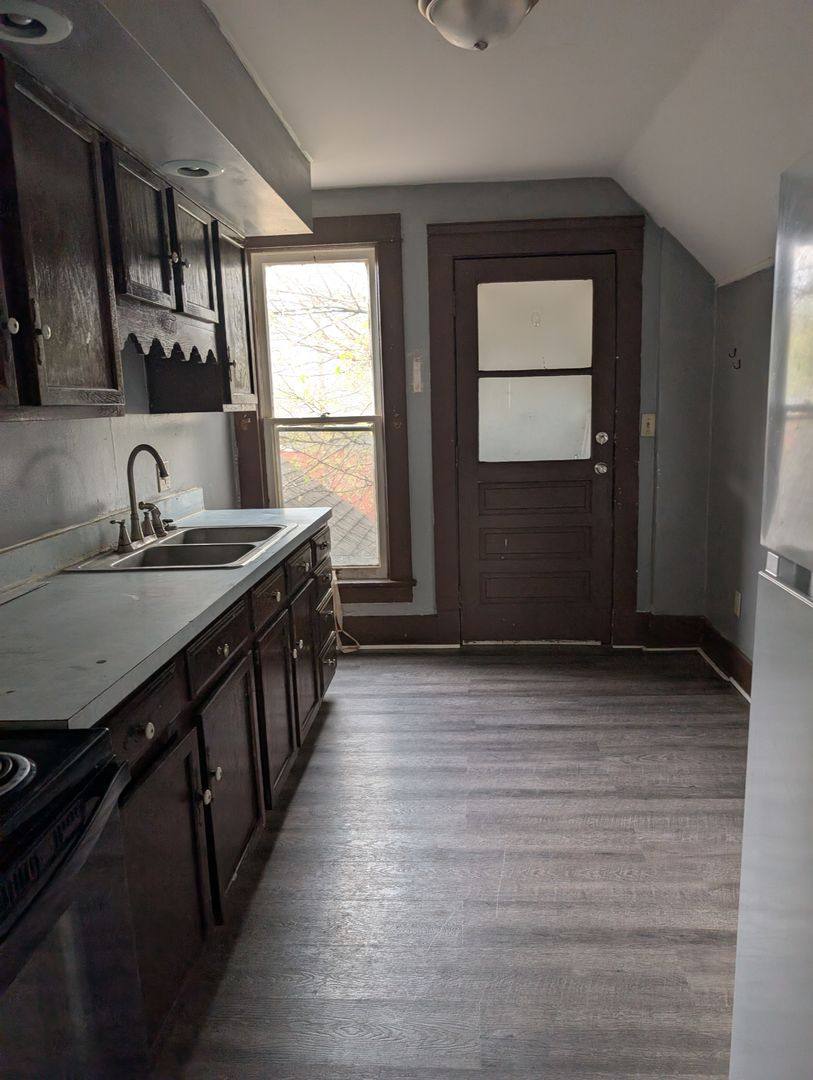 Apartment for rent at 604 Middlebury St, Elkhart, IN 46516