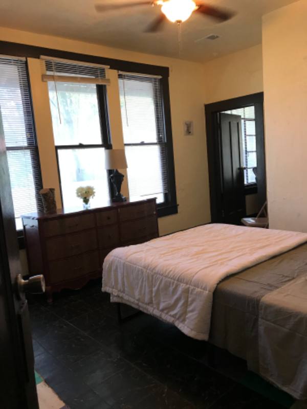 Apartment for rent at 1624 Kentucky Ave, San Antonio, TX 78201