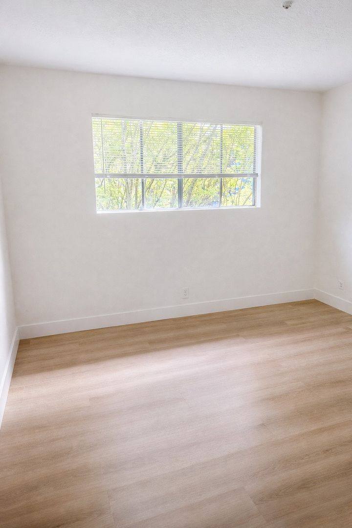 Apartment for rent at 421 W St, Sebastopol, CA 95472