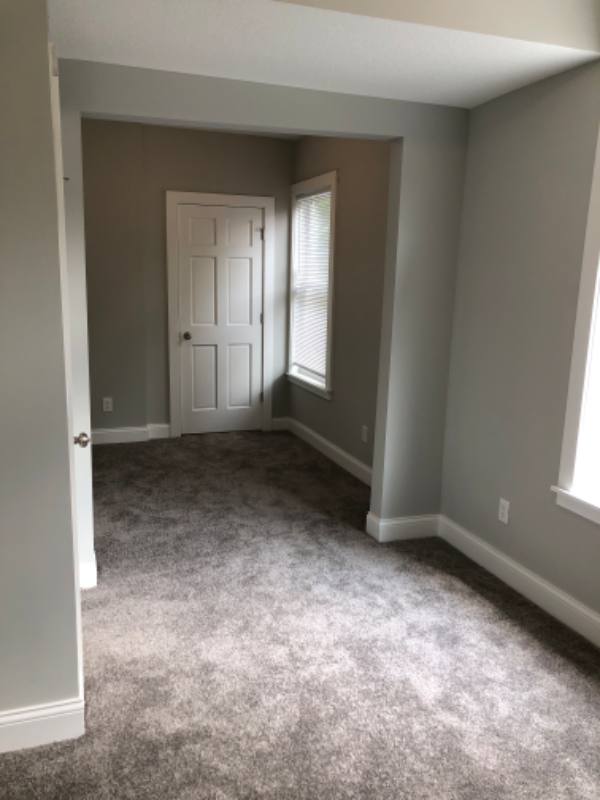 Apartment for rent at 619 Mendota St #2, Saint Paul, MN 55106