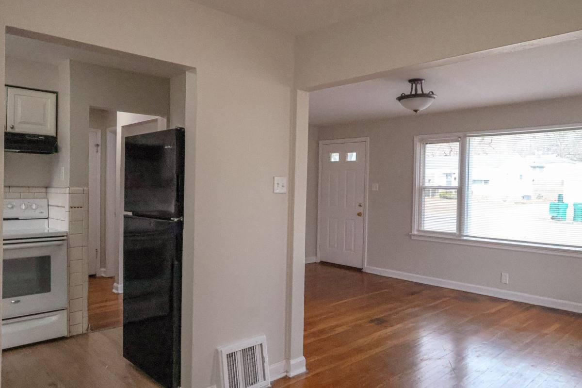 House for rent at 10131 Cabot Dr, Saint Louis, MO 63137