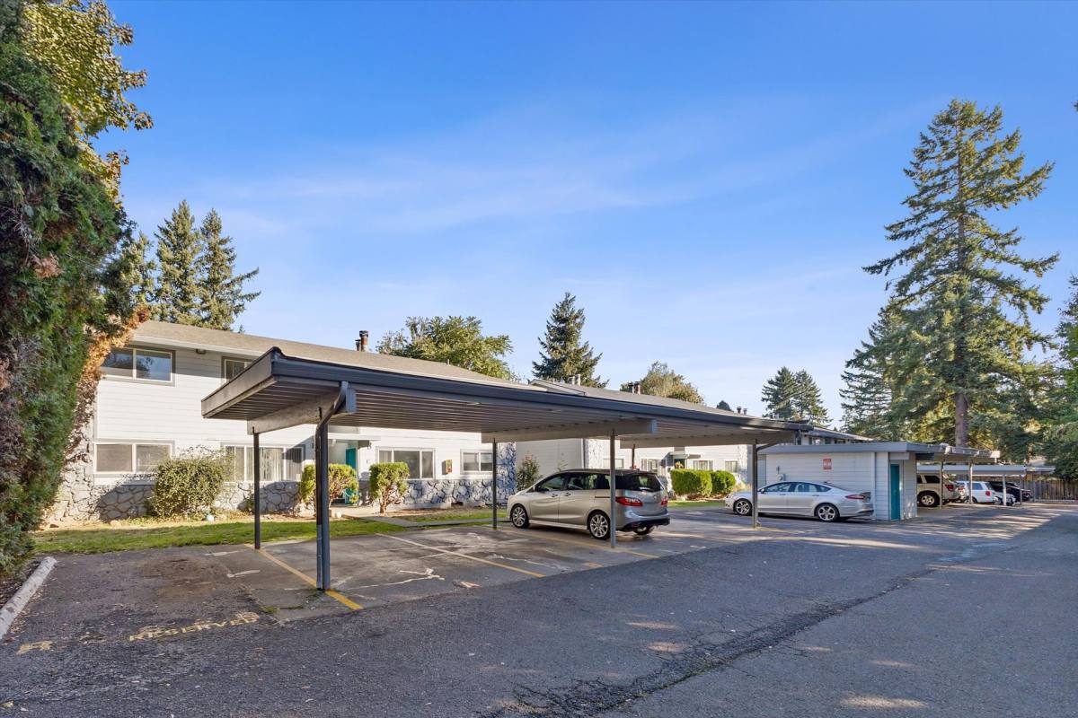 Apartment for rent at 100 NE 162nd Ave, Portland, OR 97230