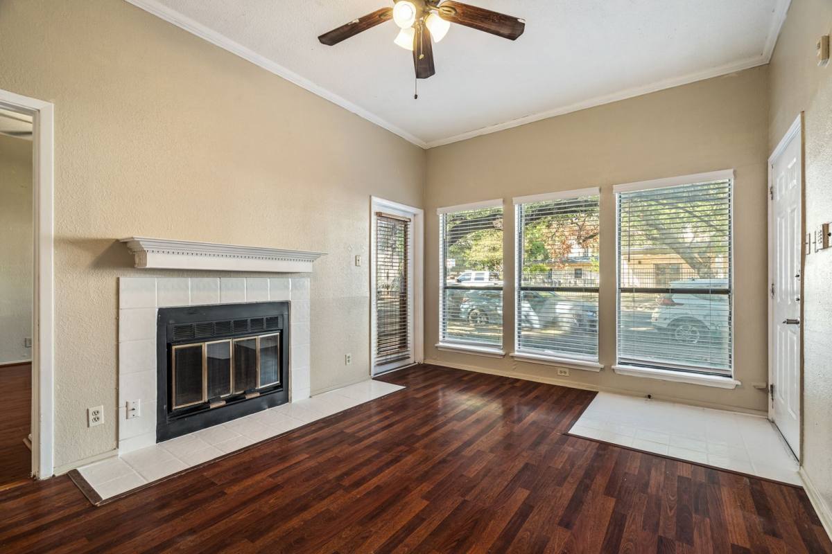 Apartment for rent at 807 W 25th, Austin, TX 78705