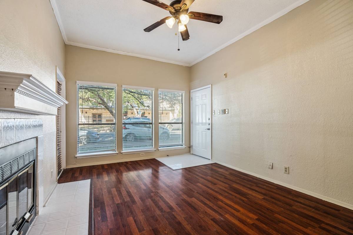 Apartment for rent at 807 W 25th, Austin, TX 78705