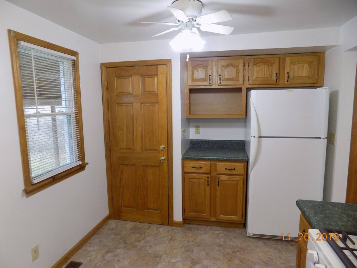 Apartment for rent at 454 Albert St, Elmira, NY 14904