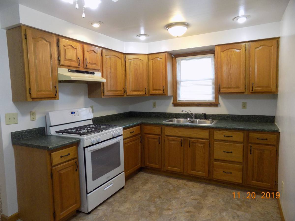 Apartment for rent at 454 Albert St, Elmira, NY 14904