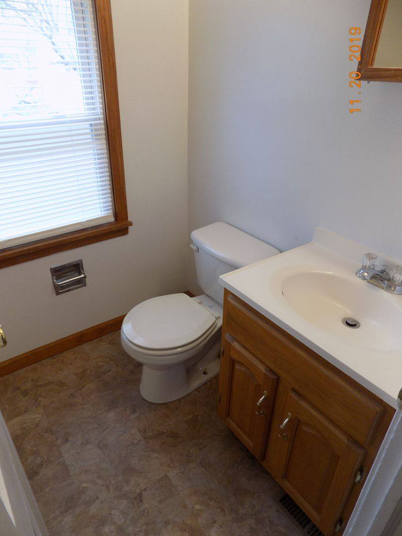 Apartment for rent at 454 Albert St, Elmira, NY 14904