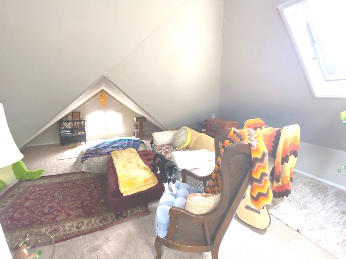 Apartment for rent at 2533 N Lake Dr, Milwaukee, WI 53211