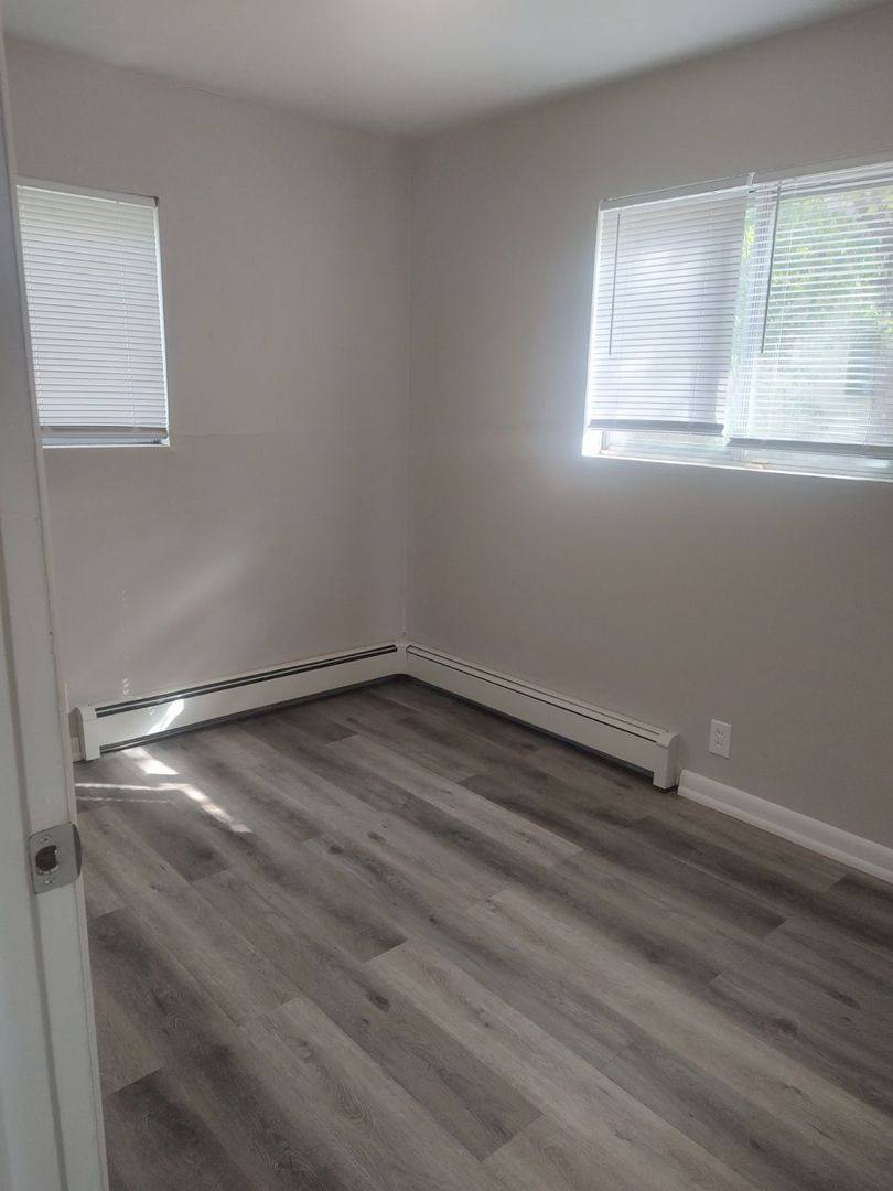 Apartment for rent at 1707 Huntington Dr, Bloomington, IN 47401