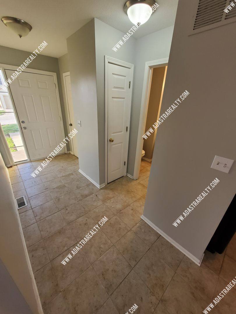 Townhouse for rent at 304 N 9th St #B, Louisburg, KS 66053