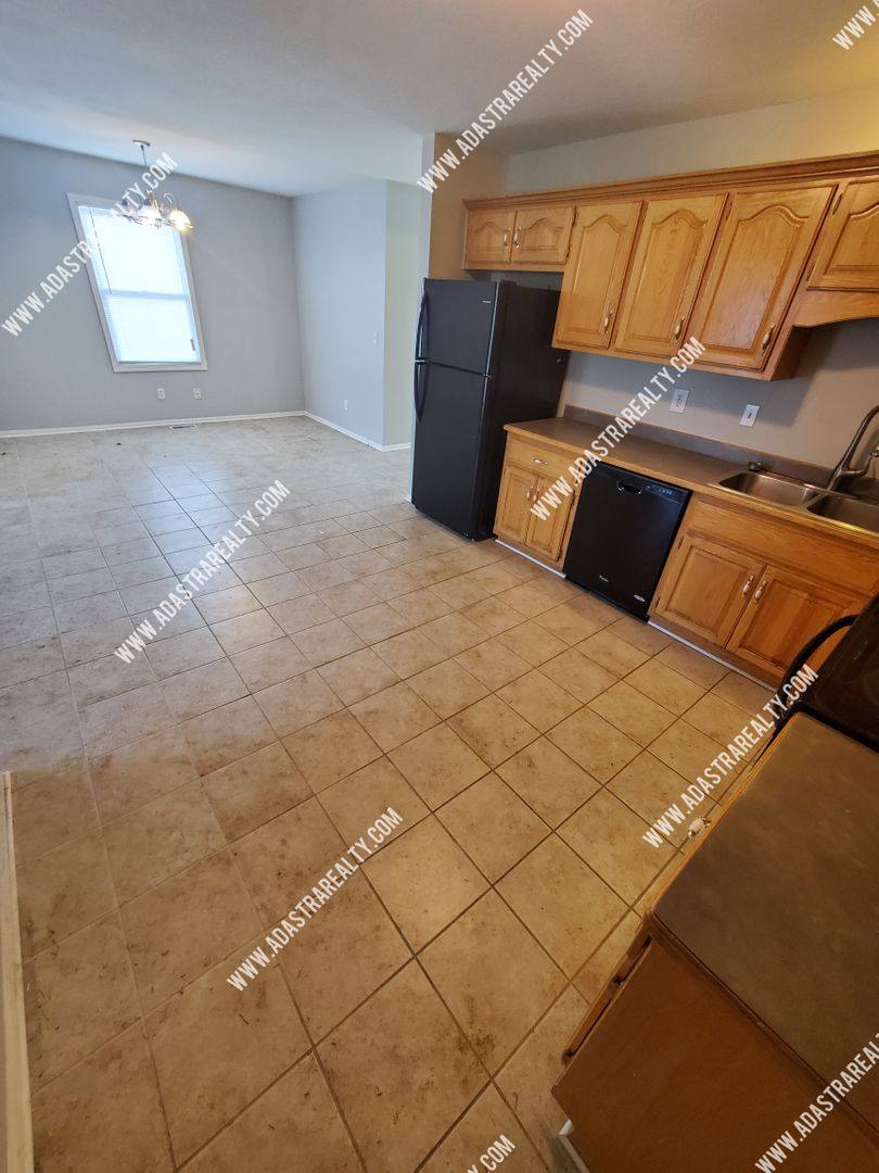 Townhouse for rent at 304 N 9th St #B, Louisburg, KS 66053