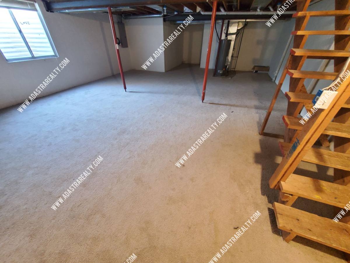 Townhouse for rent at 304 N 9th St #B, Louisburg, KS 66053