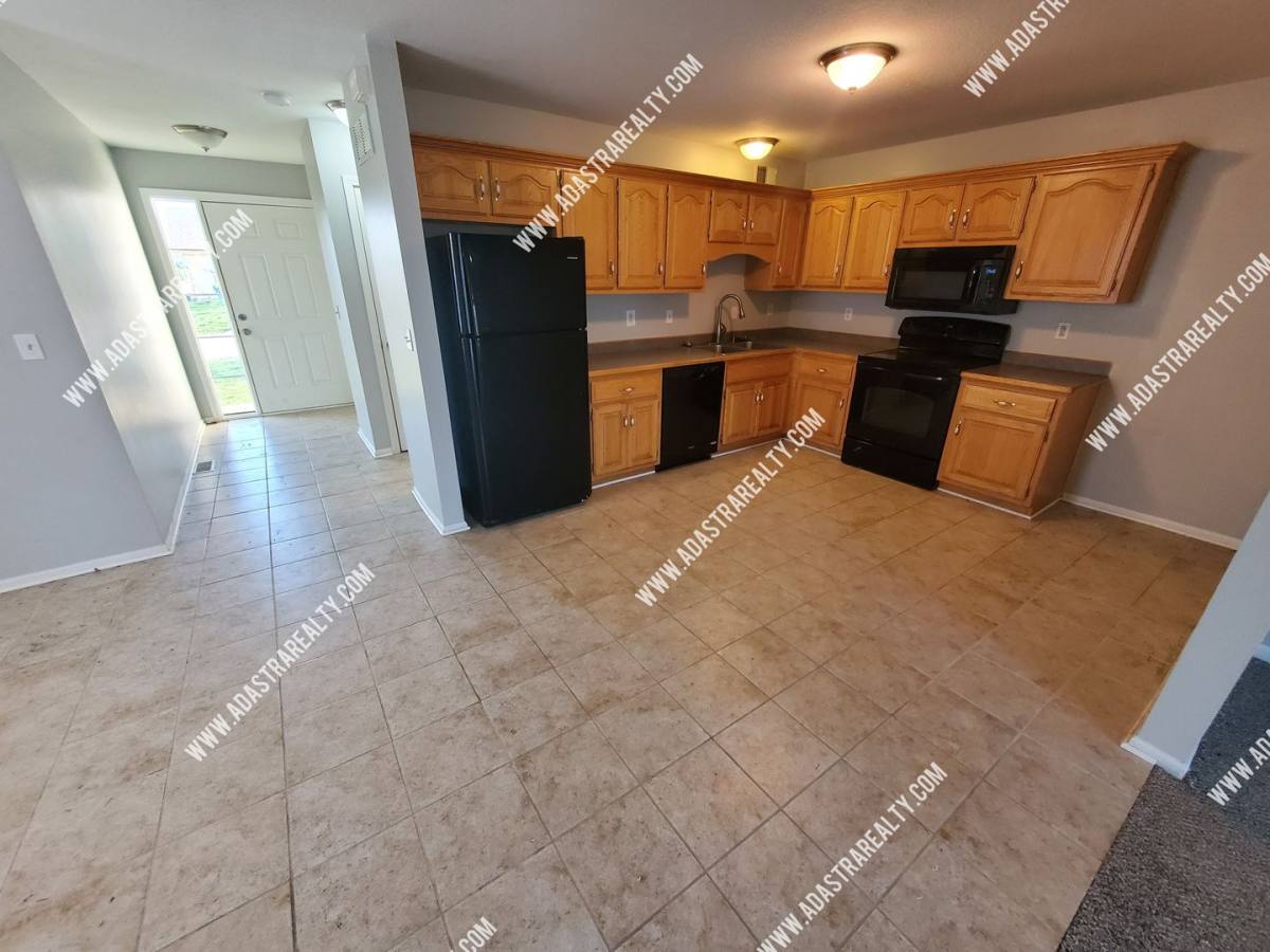 Townhouse for rent at 304 N 9th St #B, Louisburg, KS 66053