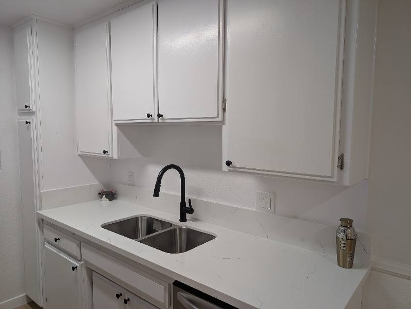 Apartment for rent at 11007 Hartsook St #203, North Hollywood, CA 91601
